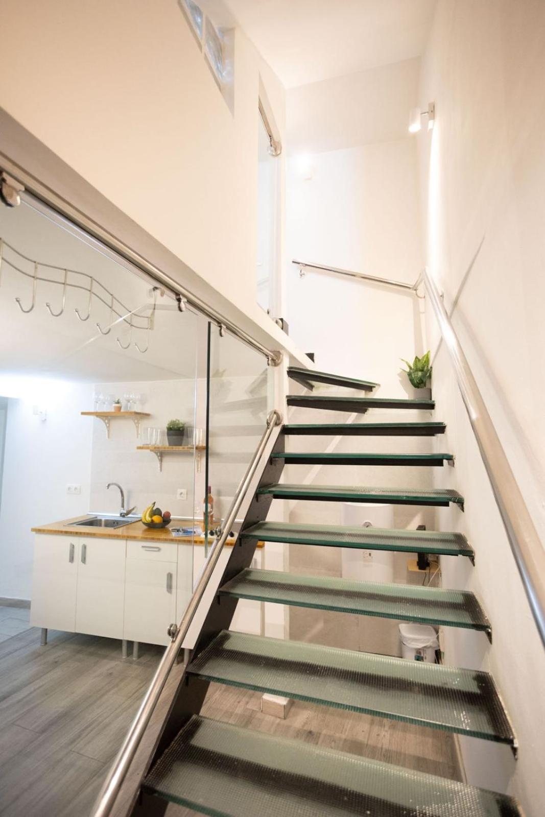 מאלגה Urban Duplex City Centre מראה חיצוני תמונה